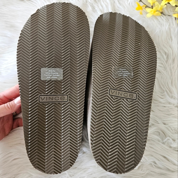 NIB VINCE 'Decker' Shearling-lined Suede Clog, 10.5 - Picture 6 of 12